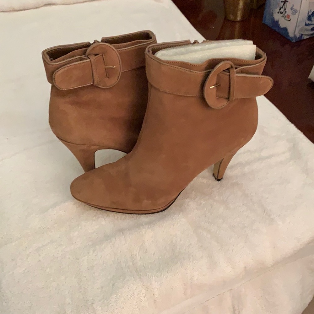 Nine West booties with 3 in heel and zipper